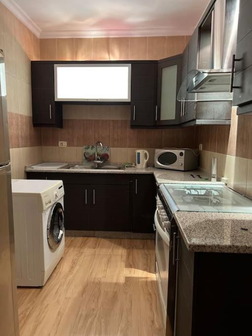 Ronza Elegant Apartment Amman Exterior photo
